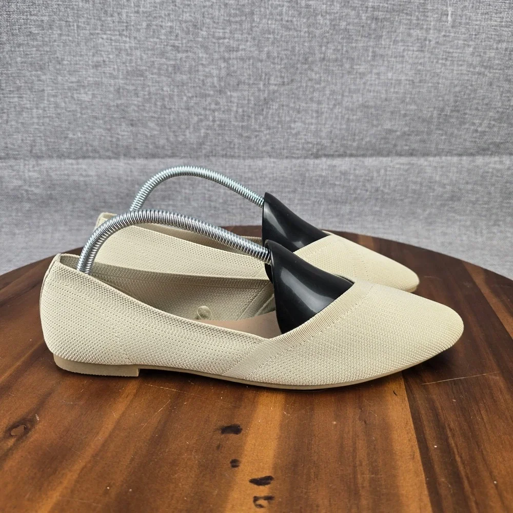 Time and Tru Womens Flats Sz 9 Beige Knit Pointed Toe Slip On Memory Foam Loafer